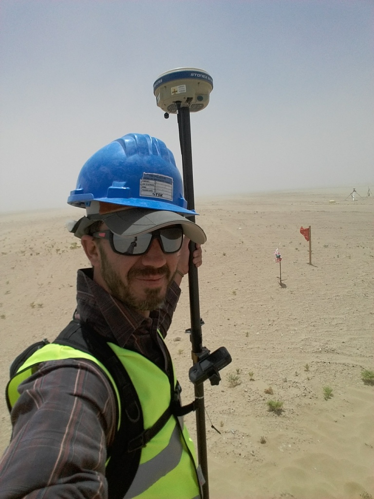 JacTop en planta fotovoltáica en Dubai (Emiratos Arabes)